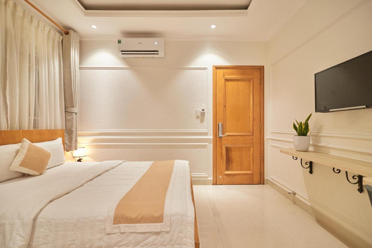 Bin Bin 10 - Mimosa Hotel Near Tan Son Nhat Airport Ho Chi Minh City Exterior photo