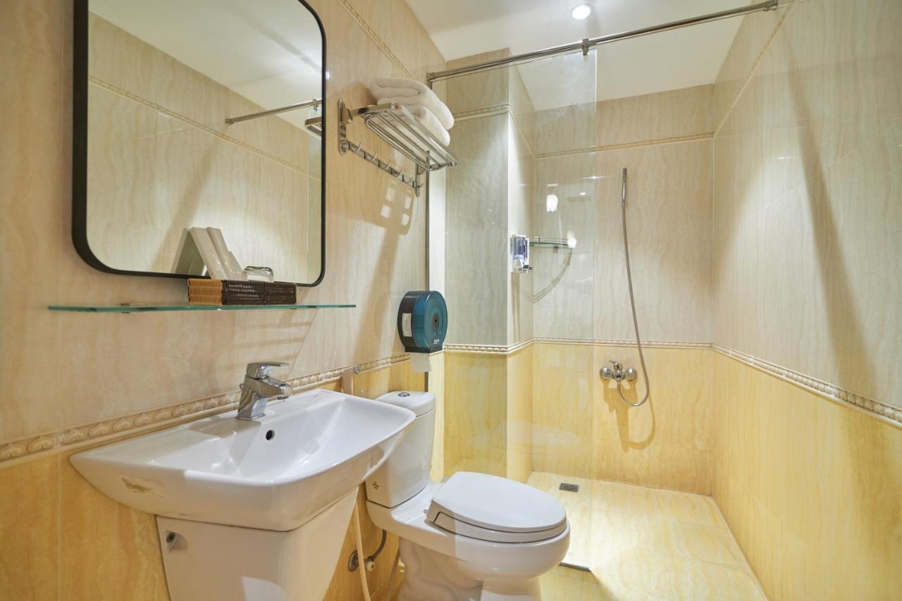 Bin Bin 10 - Mimosa Hotel Near Tan Son Nhat Airport Ho Chi Minh City Exterior photo