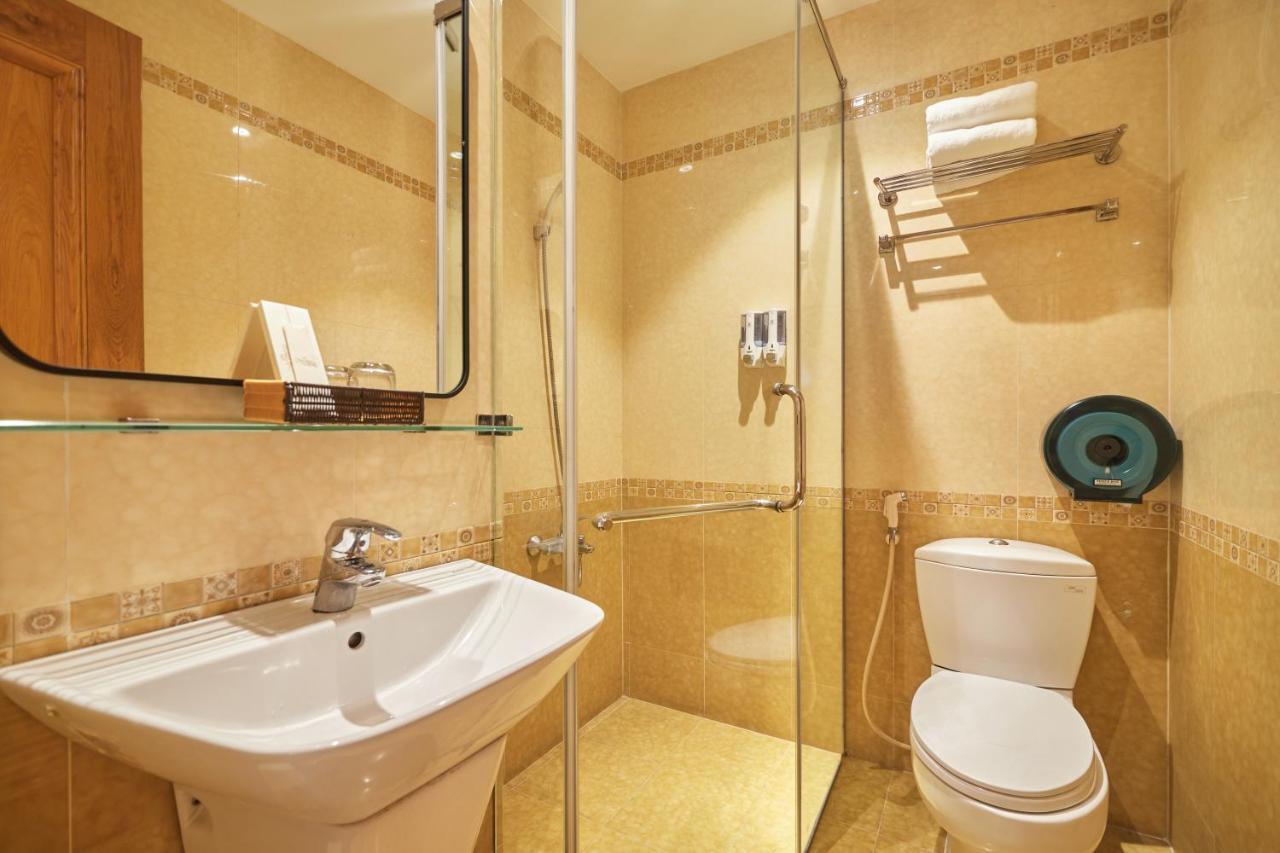 Bin Bin 10 - Mimosa Hotel Near Tan Son Nhat Airport Ho Chi Minh City Exterior photo