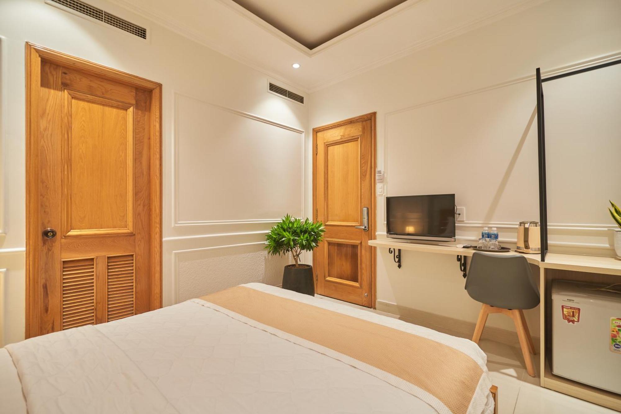 Bin Bin 10 - Mimosa Hotel Near Tan Son Nhat Airport Ho Chi Minh City Exterior photo