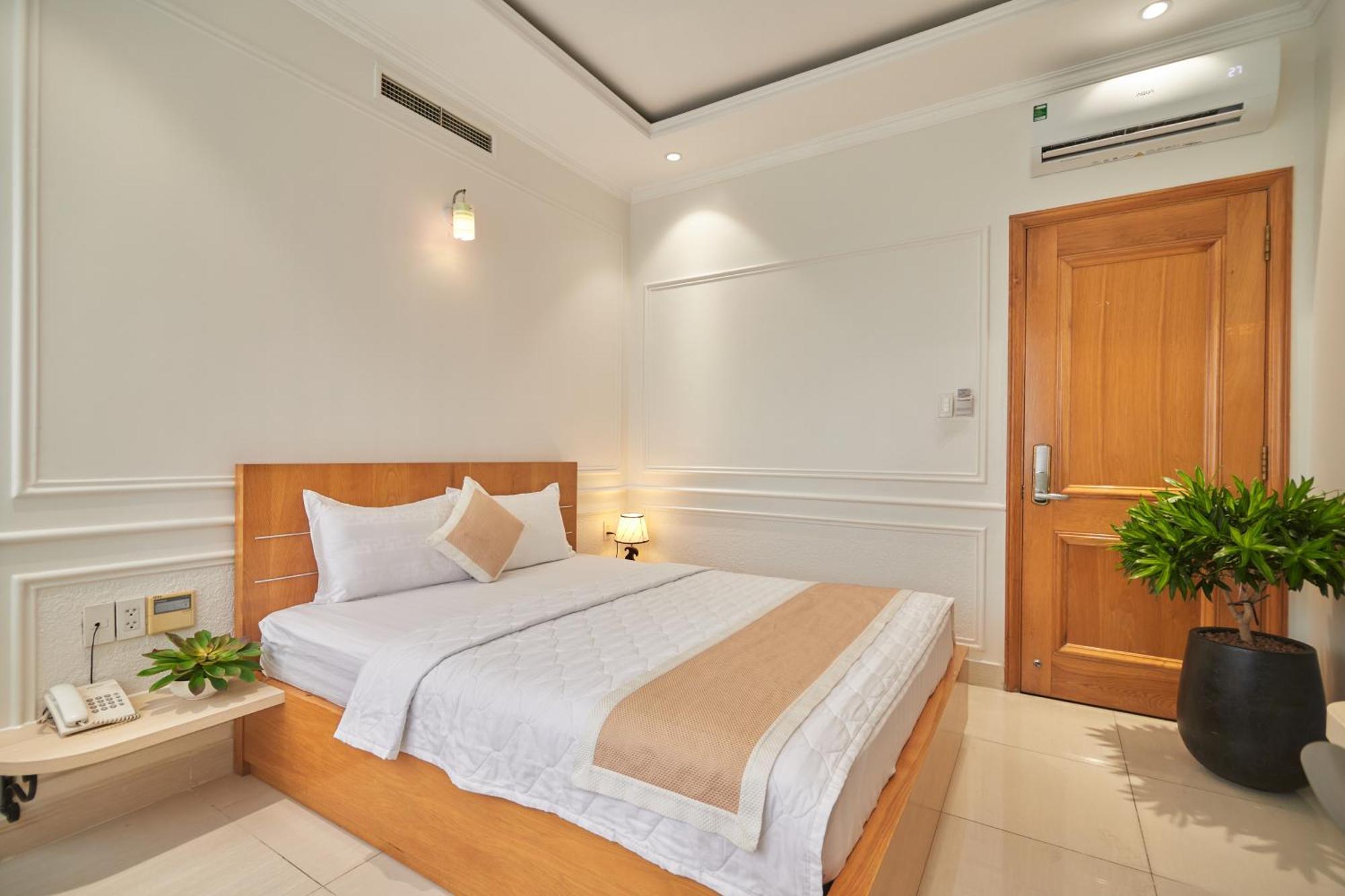 Bin Bin 10 - Mimosa Hotel Near Tan Son Nhat Airport Ho Chi Minh City Exterior photo