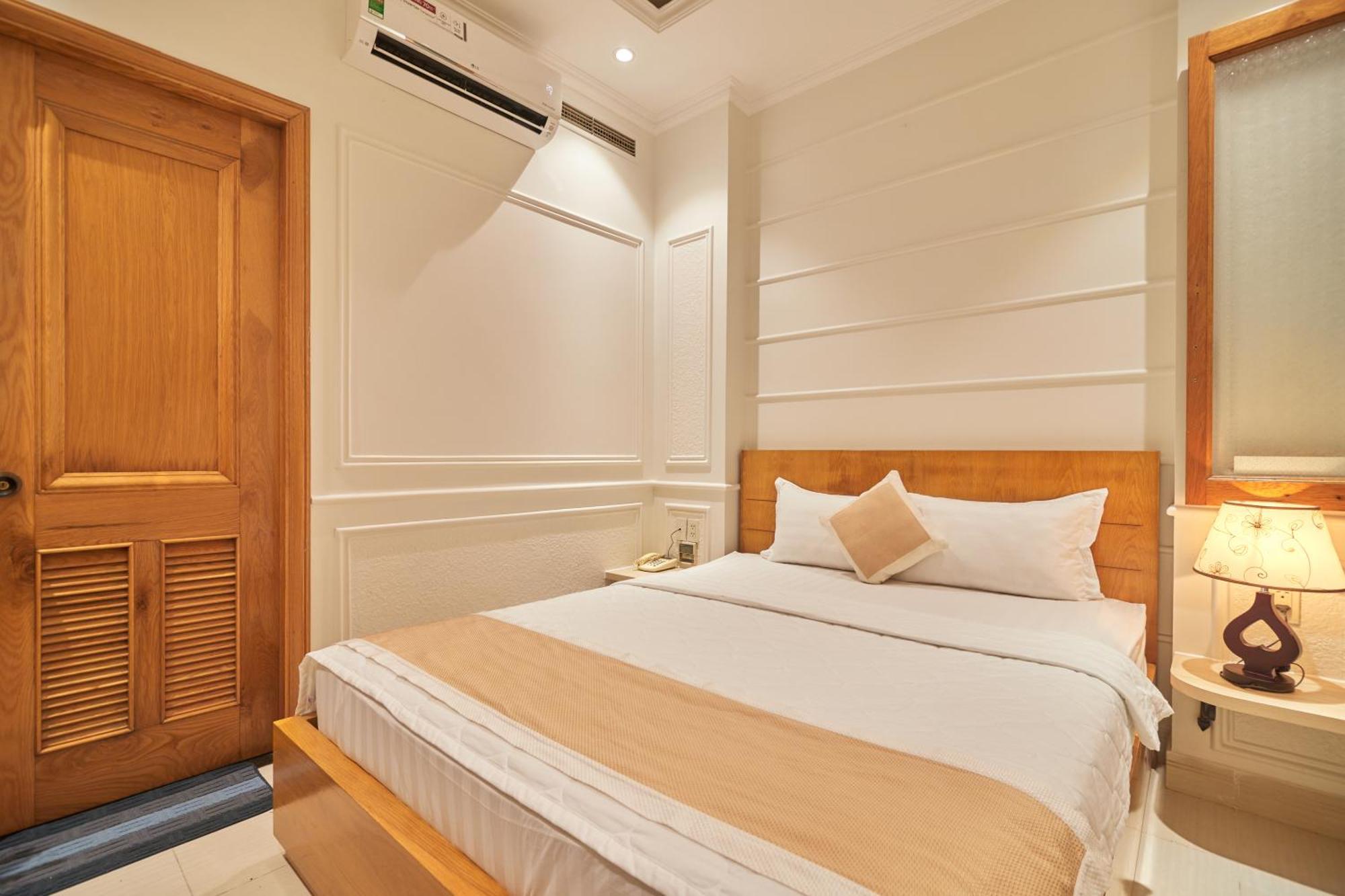 Bin Bin 10 - Mimosa Hotel Near Tan Son Nhat Airport Ho Chi Minh City Exterior photo